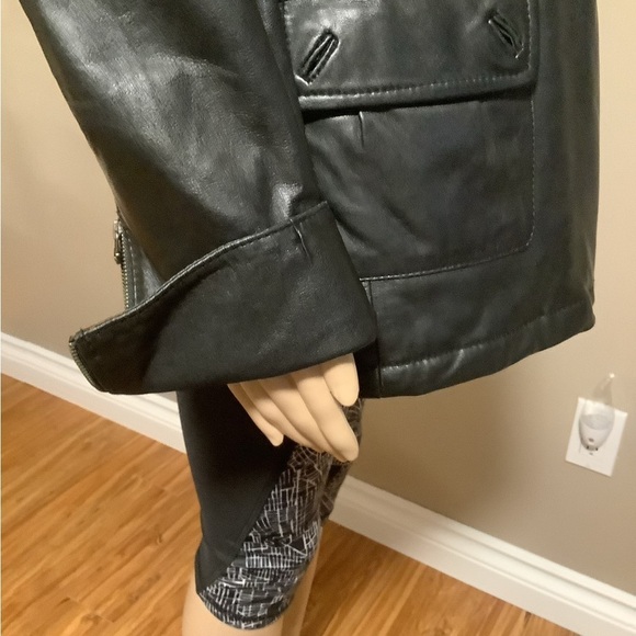 Danier Leather Jacket Black Women's Size Medium - Picture 5 of 11